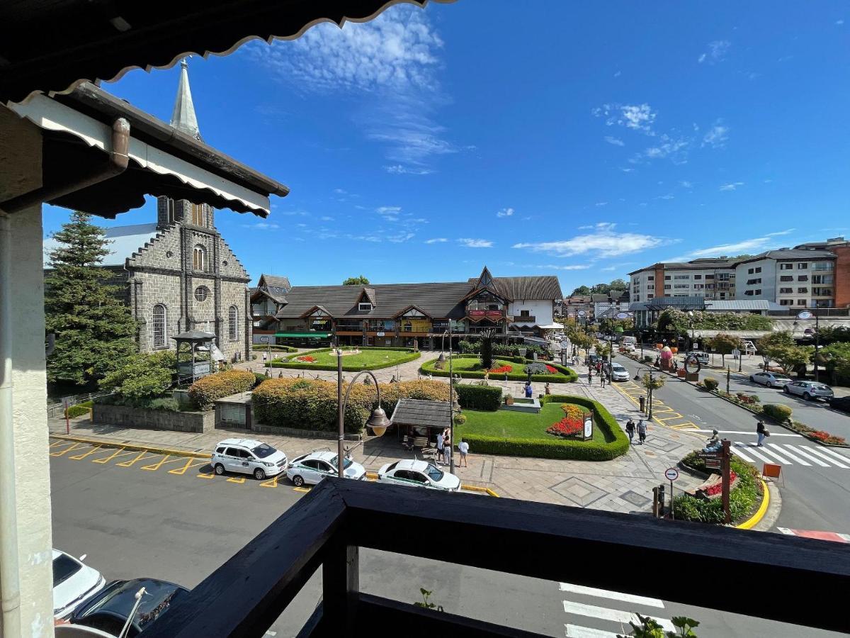 Ferienwohnung Apartamento Oppitz - No Coracao De Gramado Junto Da Rua Coberta Exterior foto