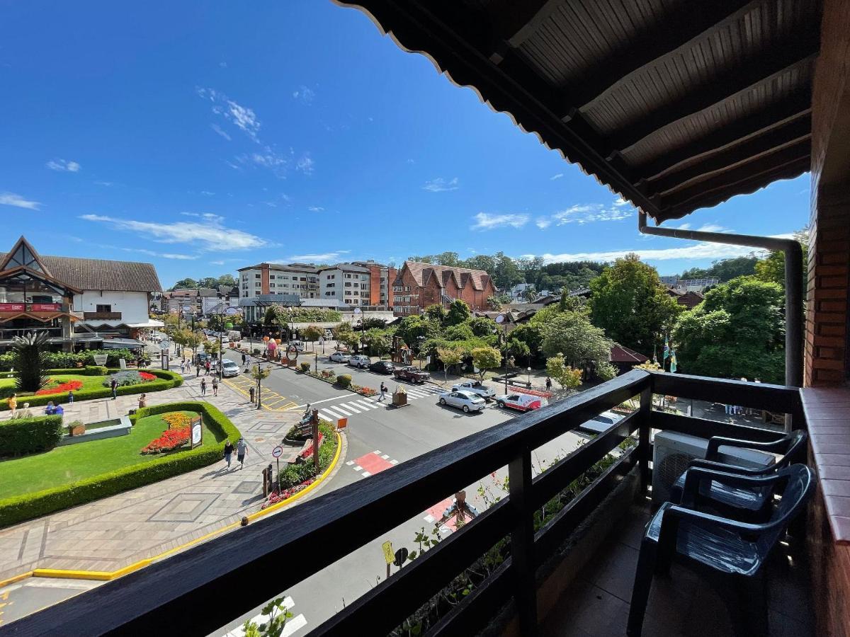Ferienwohnung Apartamento Oppitz - No Coracao De Gramado Junto Da Rua Coberta Exterior foto